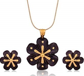 Flower Motif Coconut Shell Gold Jewellery Set